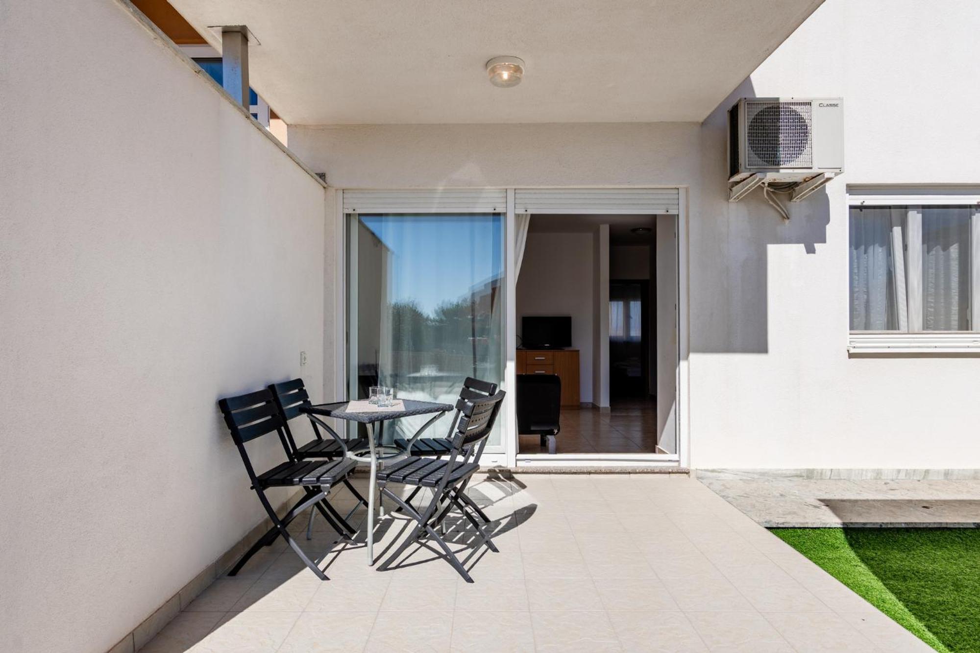 Apartment Village Nin Bagian luar foto
