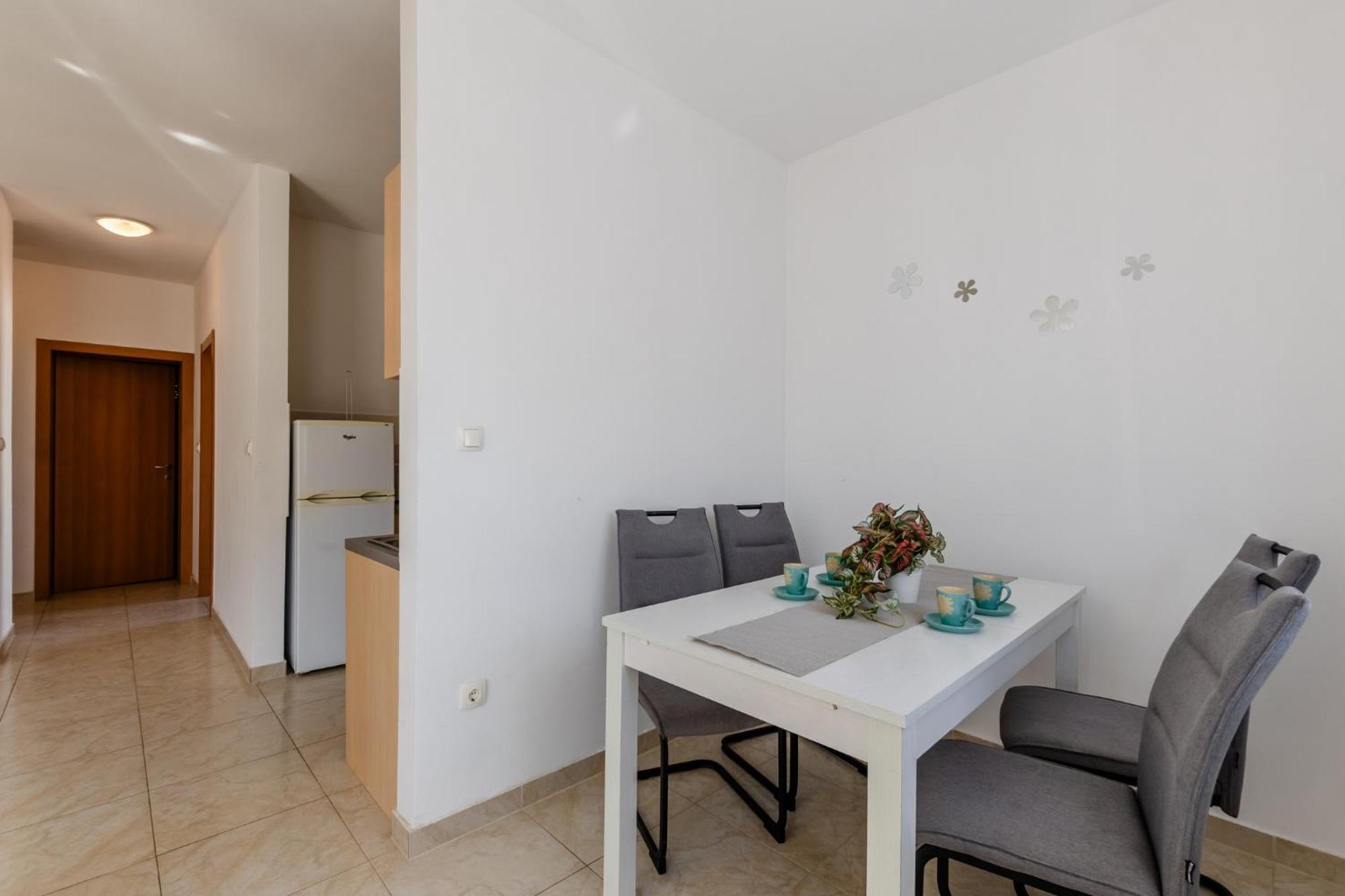 Apartment Village Nin Bagian luar foto